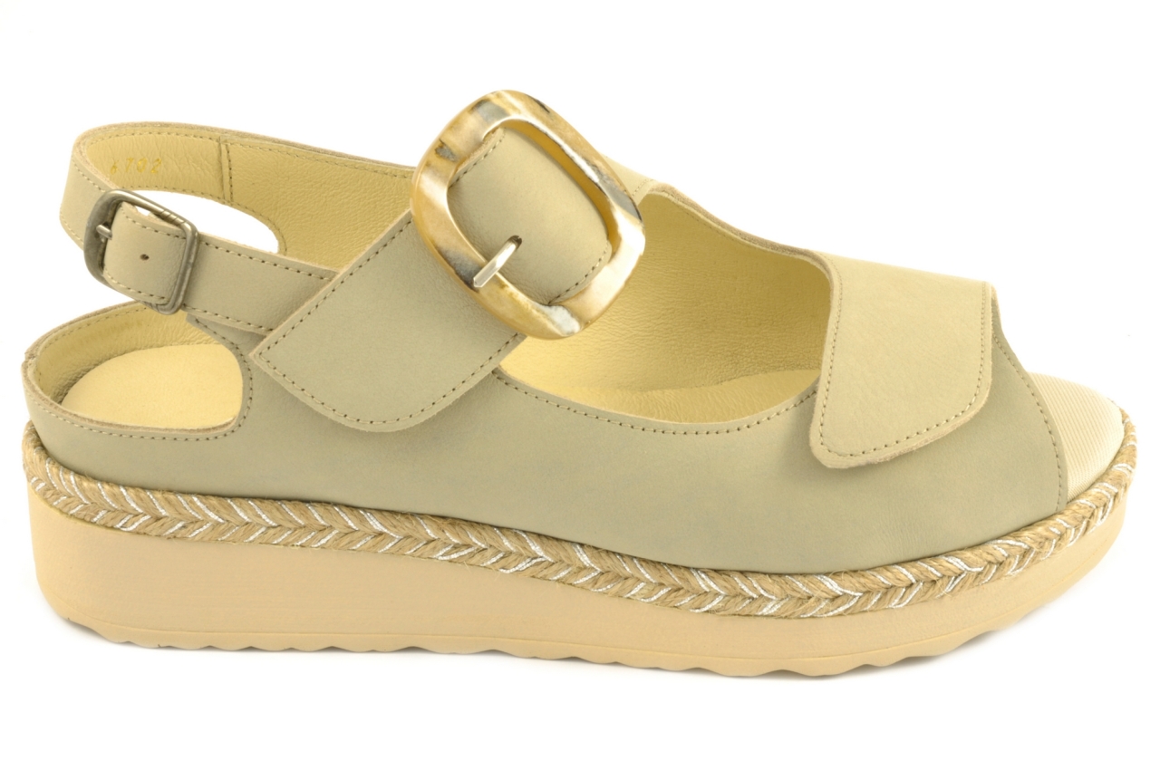 Trimas - Sandalia de plantilla ortopédica con velcros para mujer, en piel de nobuk en color beige