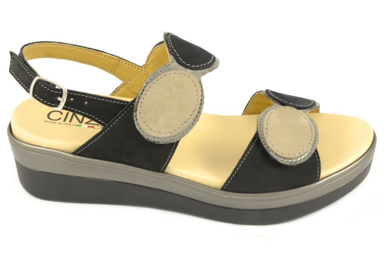 Cinzia - Sandalia con tiras de velcro, admite plantilla ortopédica, zapato de mujer combinado en color negro y taupe