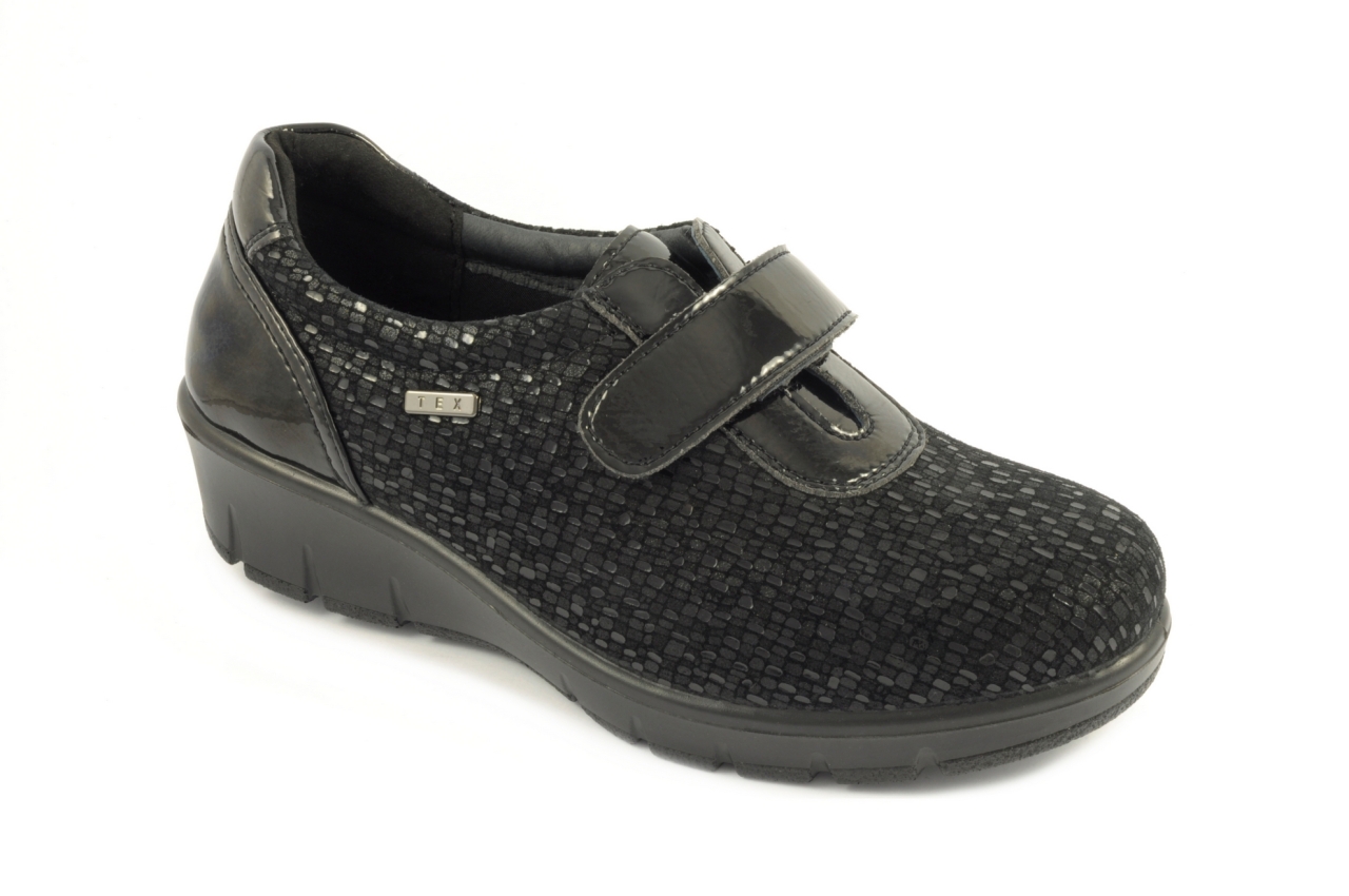 G Comfort- Zapato impermeable con velcro de ancho especial, admite plantilla ortopédica, calzado de mujer en piel de color negro